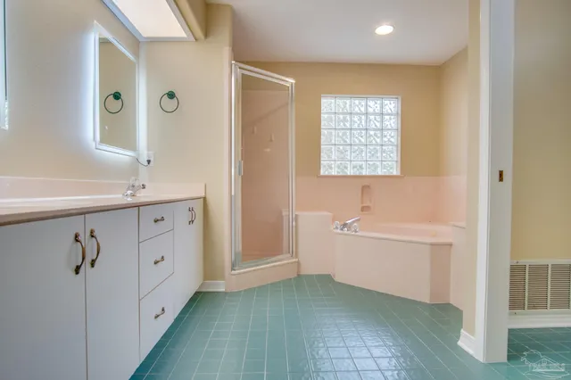 $2,000 | 2042 Hamilton Crossing Drive, Cantonment, FL 32533