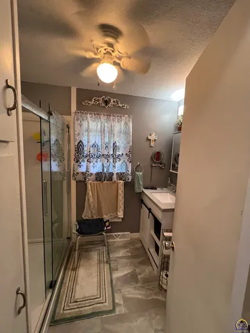 $140,000 | 417 West 5th Street, Lebo, KS 66856