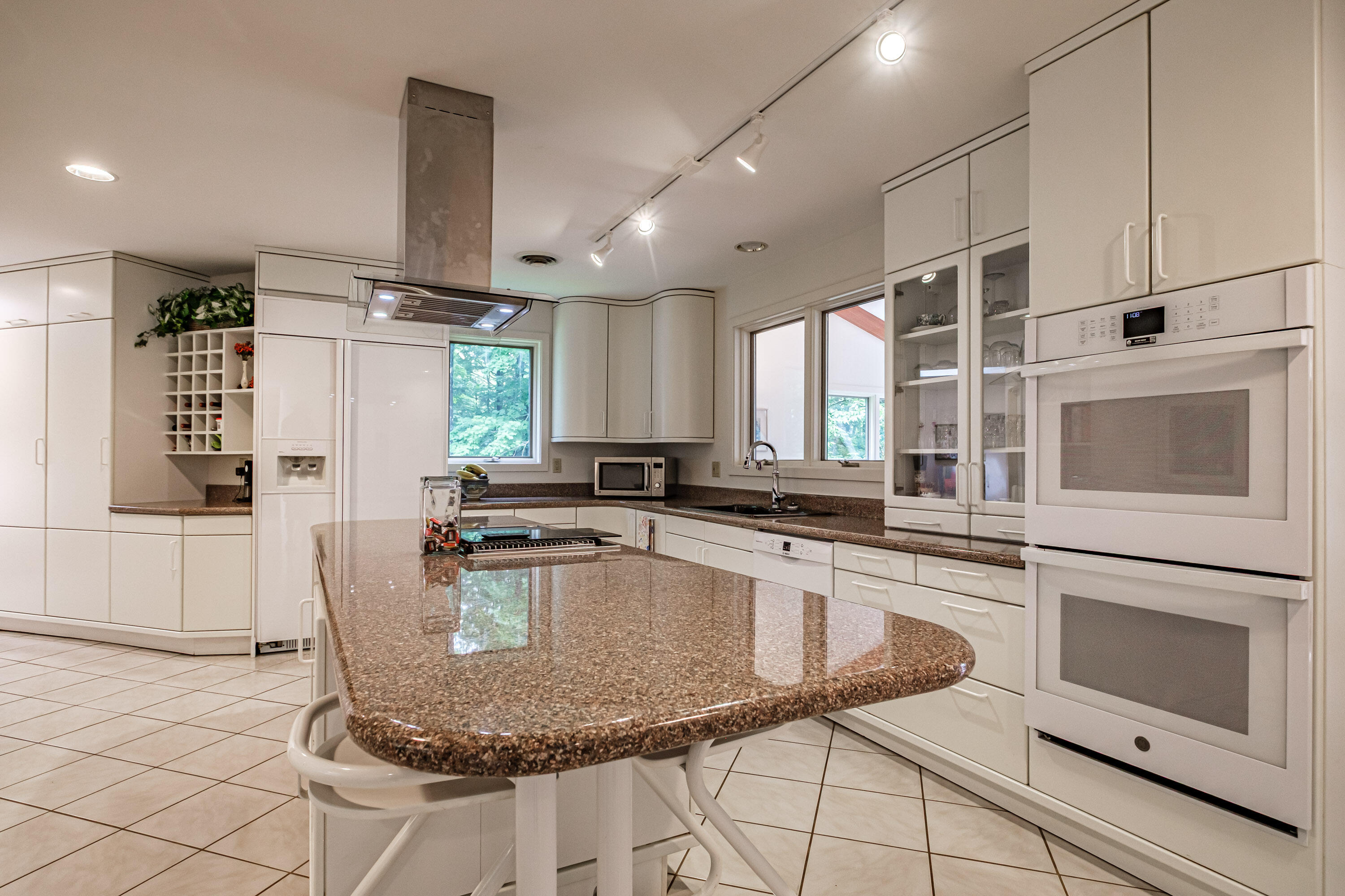 15 Inverness Road Falmouth, ME 04105 - Photo 22 of 83 20250619gp-61028