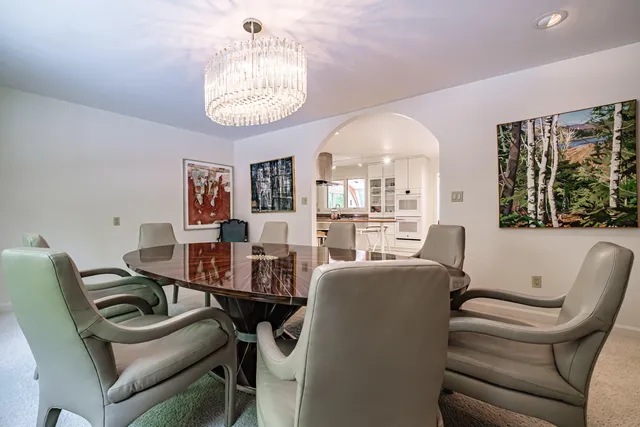 $1,399,900 | 15 Inverness Road, Falmouth, ME 04105