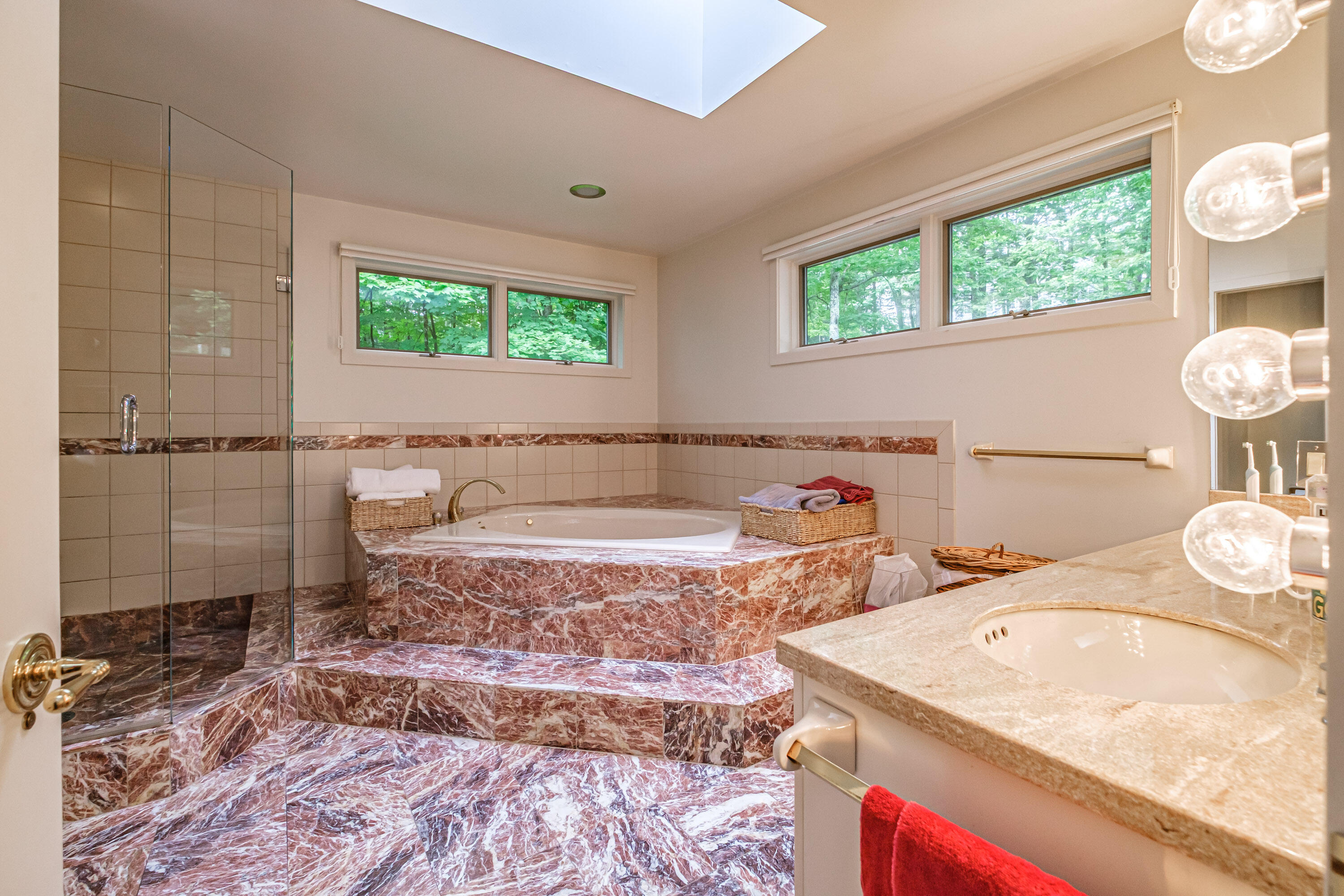 15 Inverness Road Falmouth, ME 04105 - Photo 37 of 83 20250619gp-61050