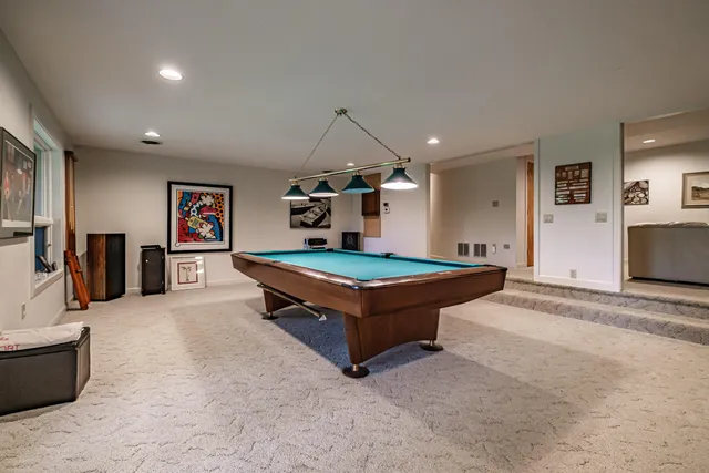 $1,399,900 | 15 Inverness Road, Falmouth, ME 04105