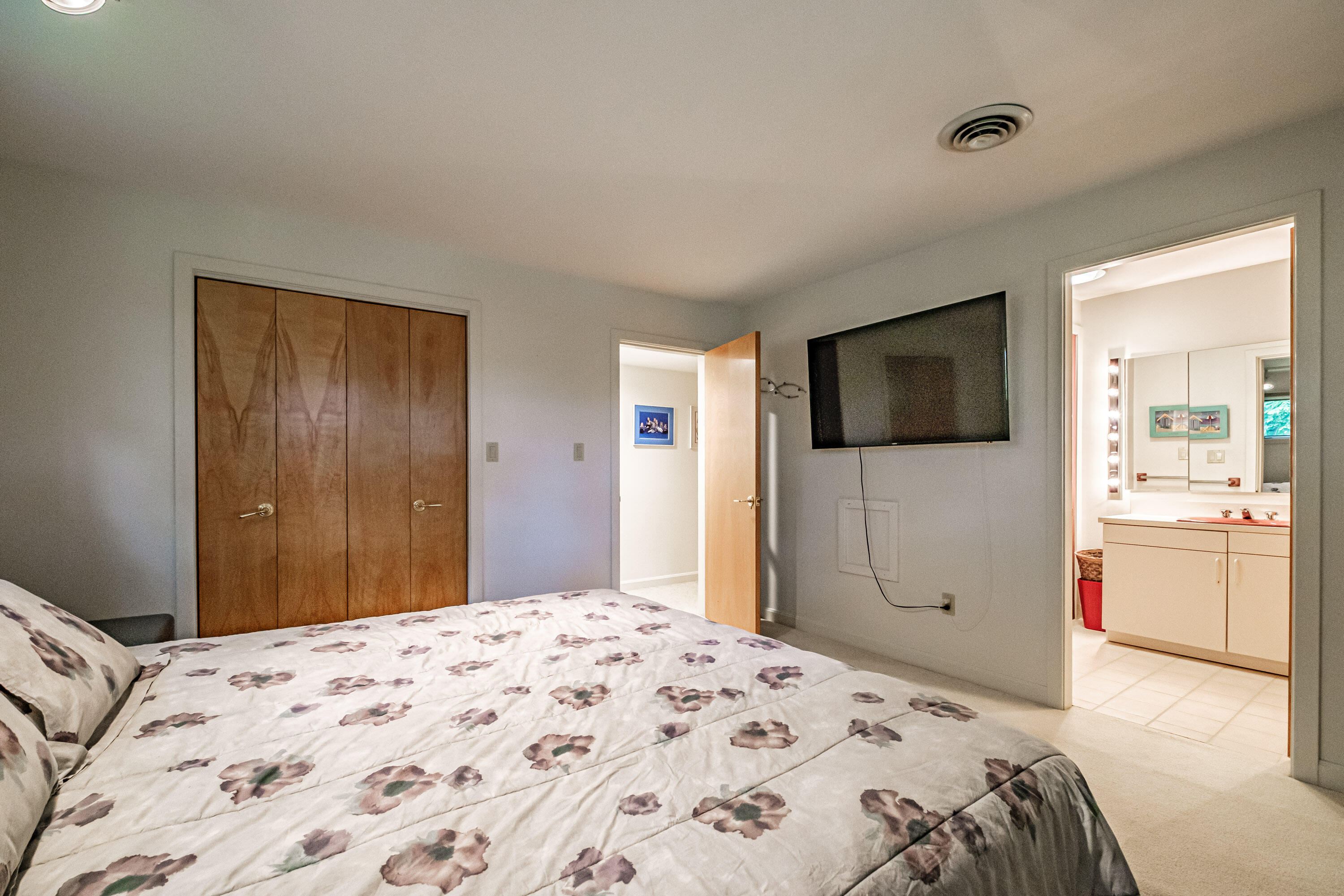 15 Inverness Road Falmouth, ME 04105 - Photo 59 of 83 20250619gp-61082