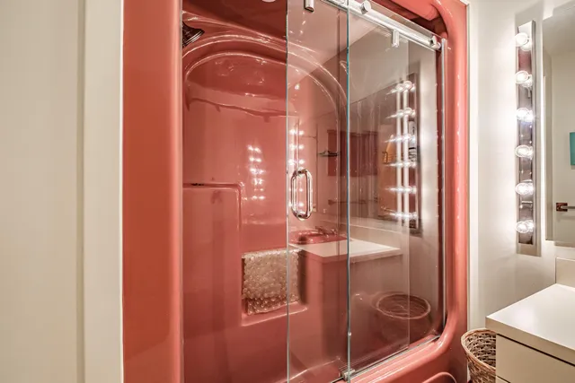 $1,399,900 | 15 Inverness Road, Falmouth, ME 04105