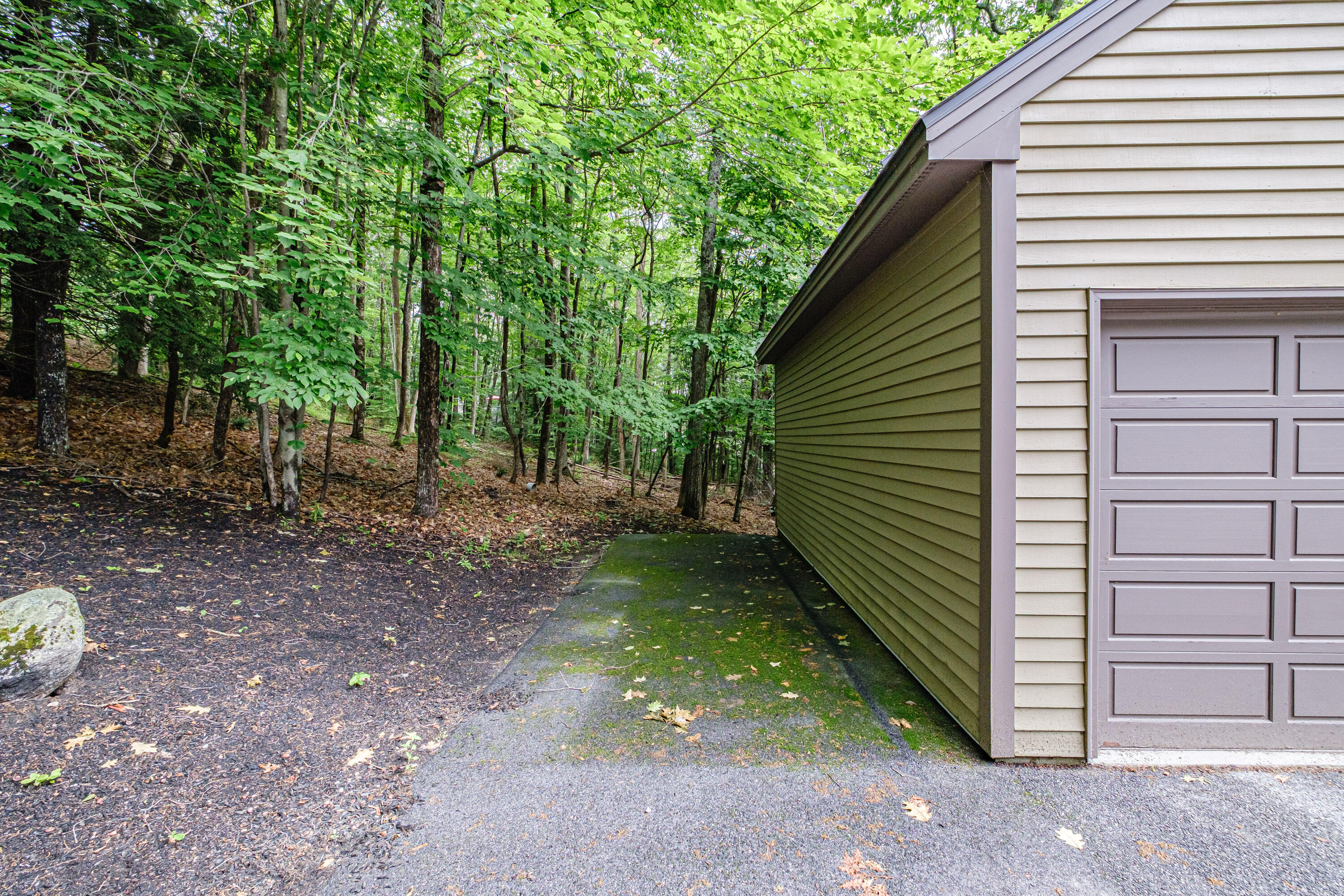 15 Inverness Road Falmouth, ME 04105 - Photo 64 of 83 20250619gp-61085