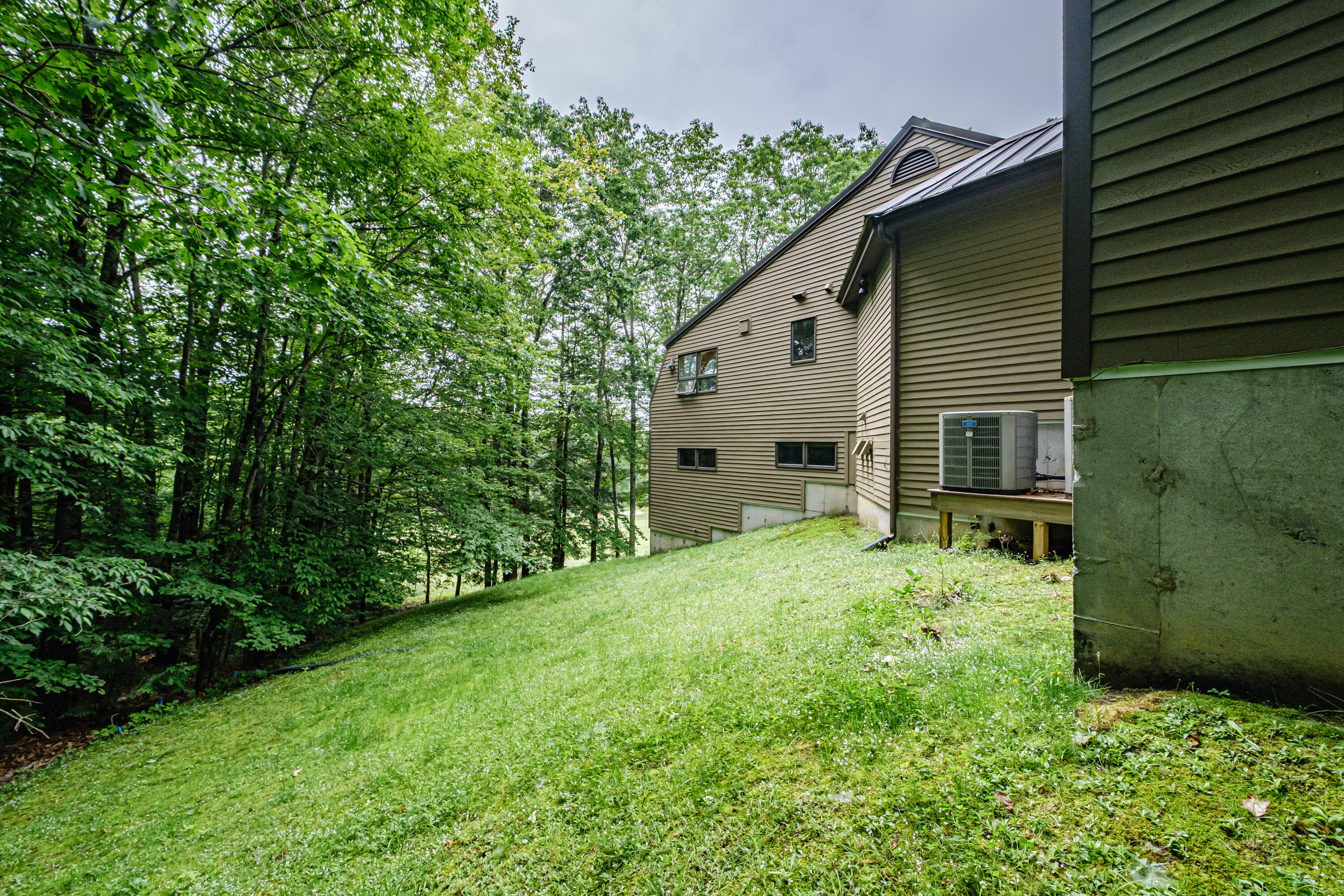 15 Inverness Road Falmouth, ME 04105 - Photo 65 of 83 20250619gp-61087