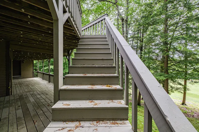 $1,399,900 | 15 Inverness Road, Falmouth, ME 04105