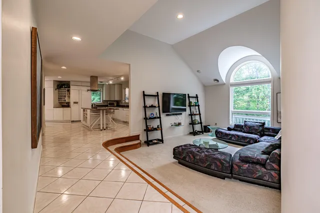 $1,399,900 | 15 Inverness Road, Falmouth, ME 04105