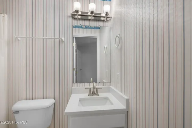 $409,000 | 2225 Lennoxville Road, Beaufort, NC 28516