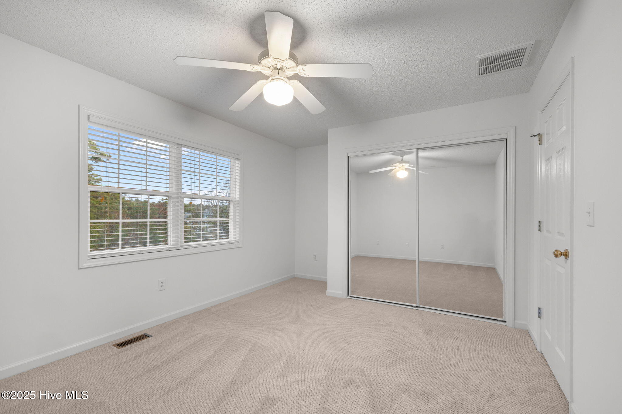 2225 Lennoxville Road Beaufort, NC 28516 - Photo 34 of 35 Second Guest