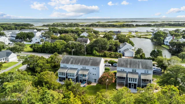 $409,000 | 2225 Lennoxville Road, Beaufort, NC 28516