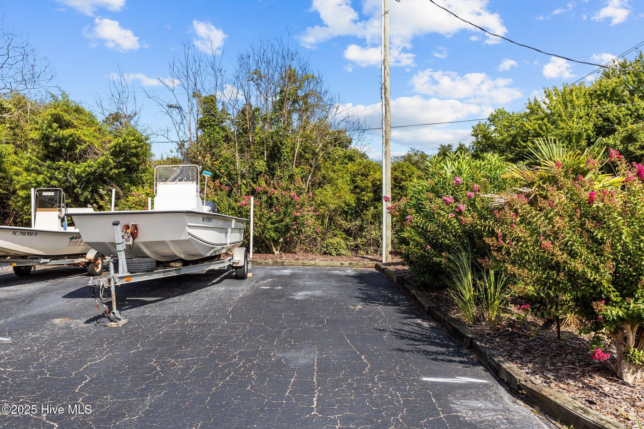 2225 Lennoxville Road Beaufort, NC 28516 - Photo 10 of 35 boat parking trailer