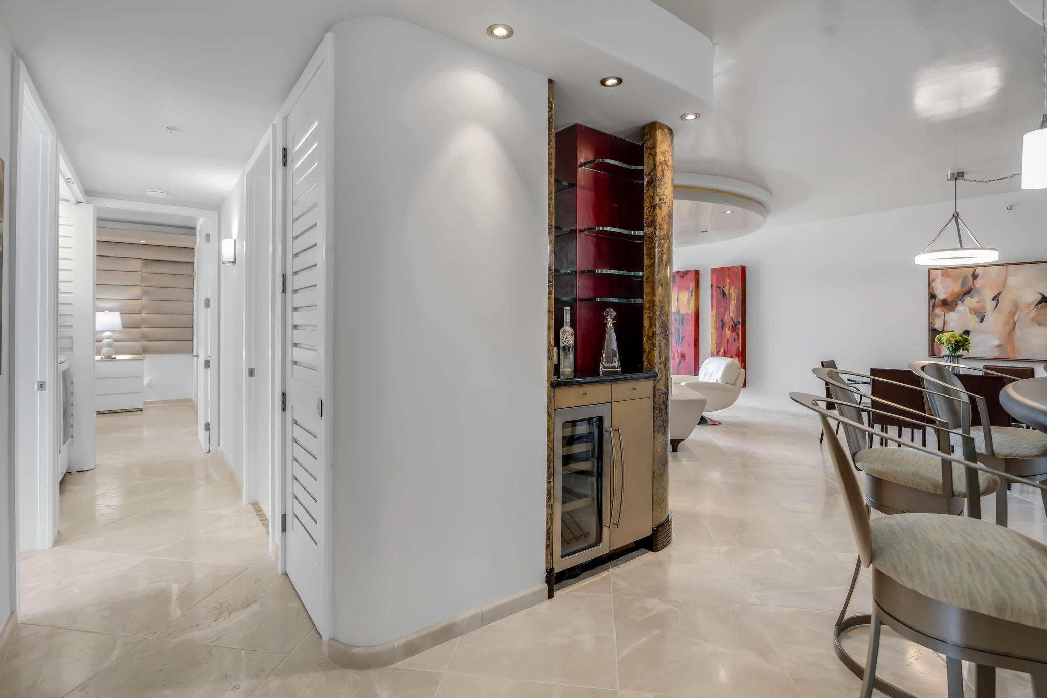 233 South Federal Highway, Unit 709 Boca Raton, FL 33432 - Photo 7 of 64 a view of a hallway with furniture and window