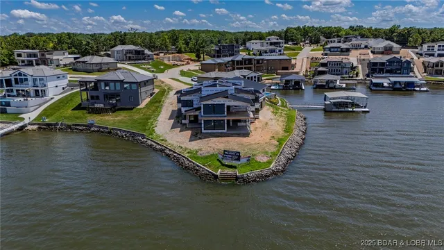 $6,990,000 | 10 Shootout Drive, Osage Beach, MO 65065