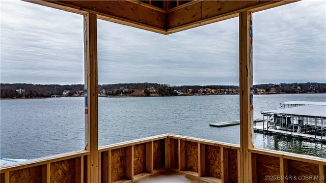 $6,990,000 | 10 Shootout Drive, Osage Beach, MO 65065