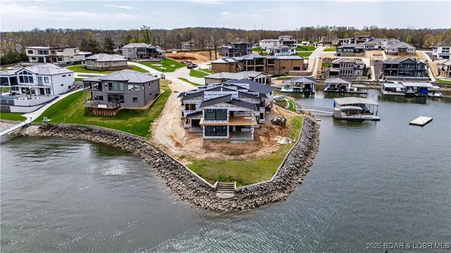 $6,990,000 | 10 Shootout Drive, Osage Beach, MO 65065