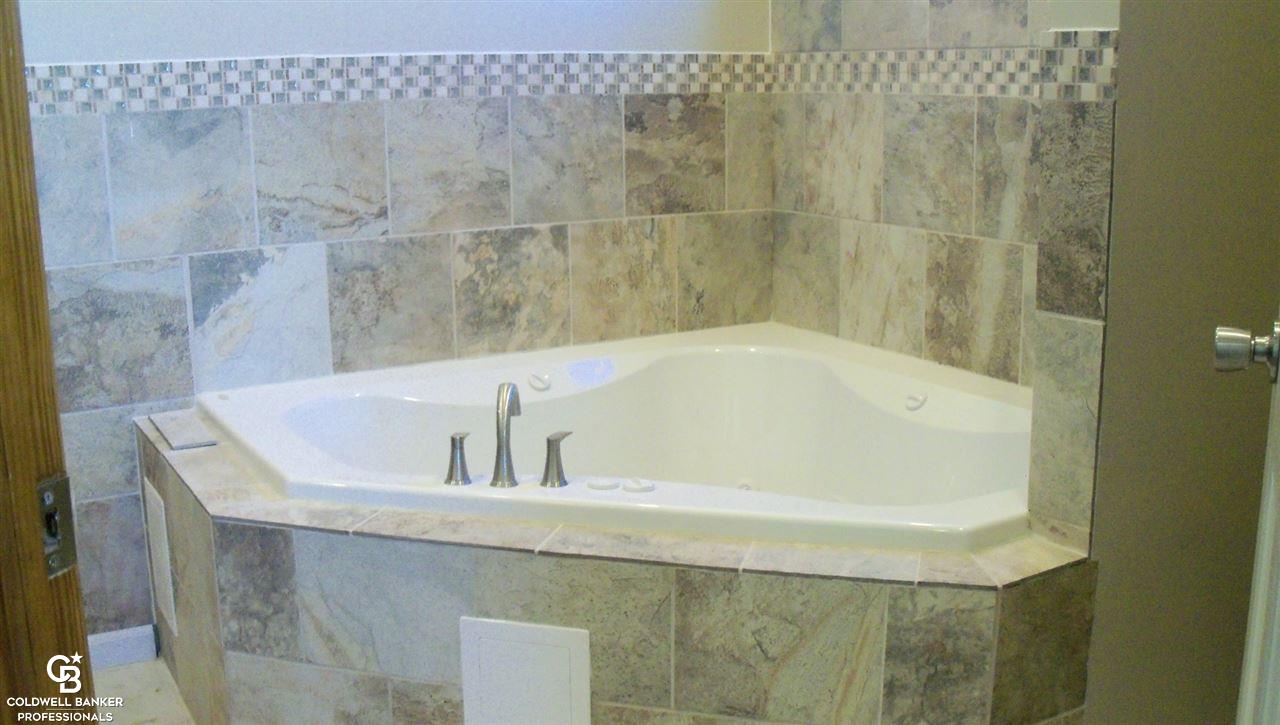 9141 Division Road Casco, MI 48064 - Photo 22 of 32 Gallery Image 22