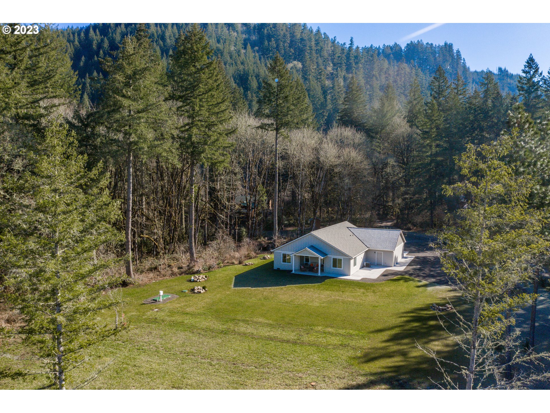 35127 East Lacomb Road Lebanon, OR 97355 - Photo 11 of 32 Gallery Image 11