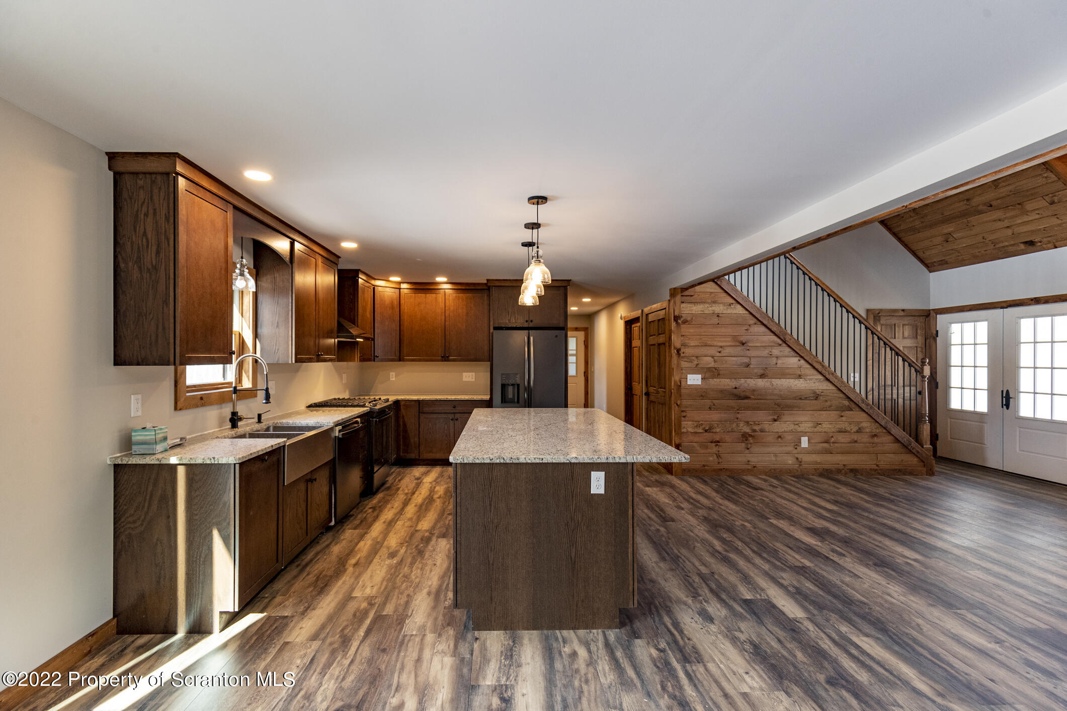 311 Jubinsky Road Waymart, PA 18472 - Photo 5 of 89