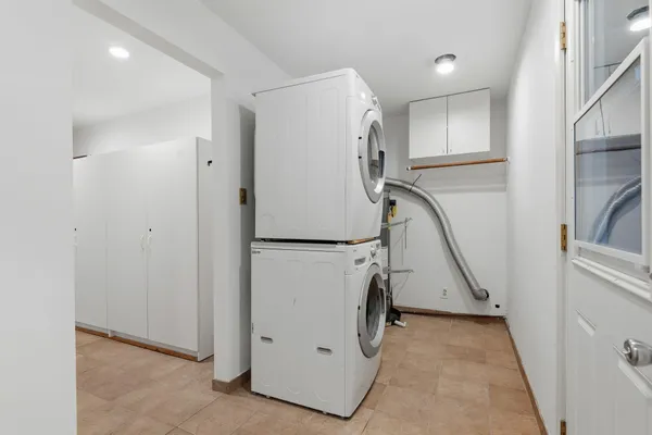 $1,899,000 | 270 Lee Drive, Santa Barbara, CA 93110