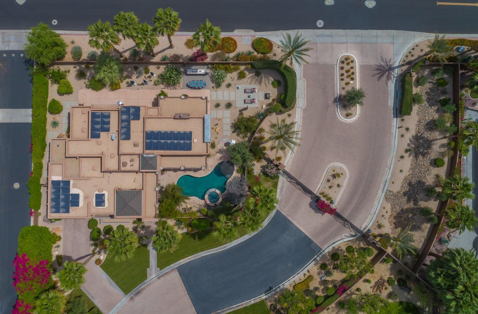 2 Dominion Court Rancho Mirage, CA 92270 - Photo 38 of 40 an aerial view of a residential apartment building with yard