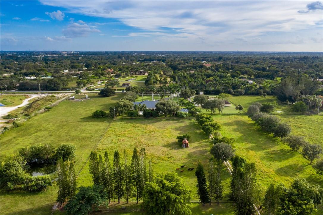 13271 Stirling Road Southwest Ranches, FL 33330 - Photo 6 of 19 Photo 6