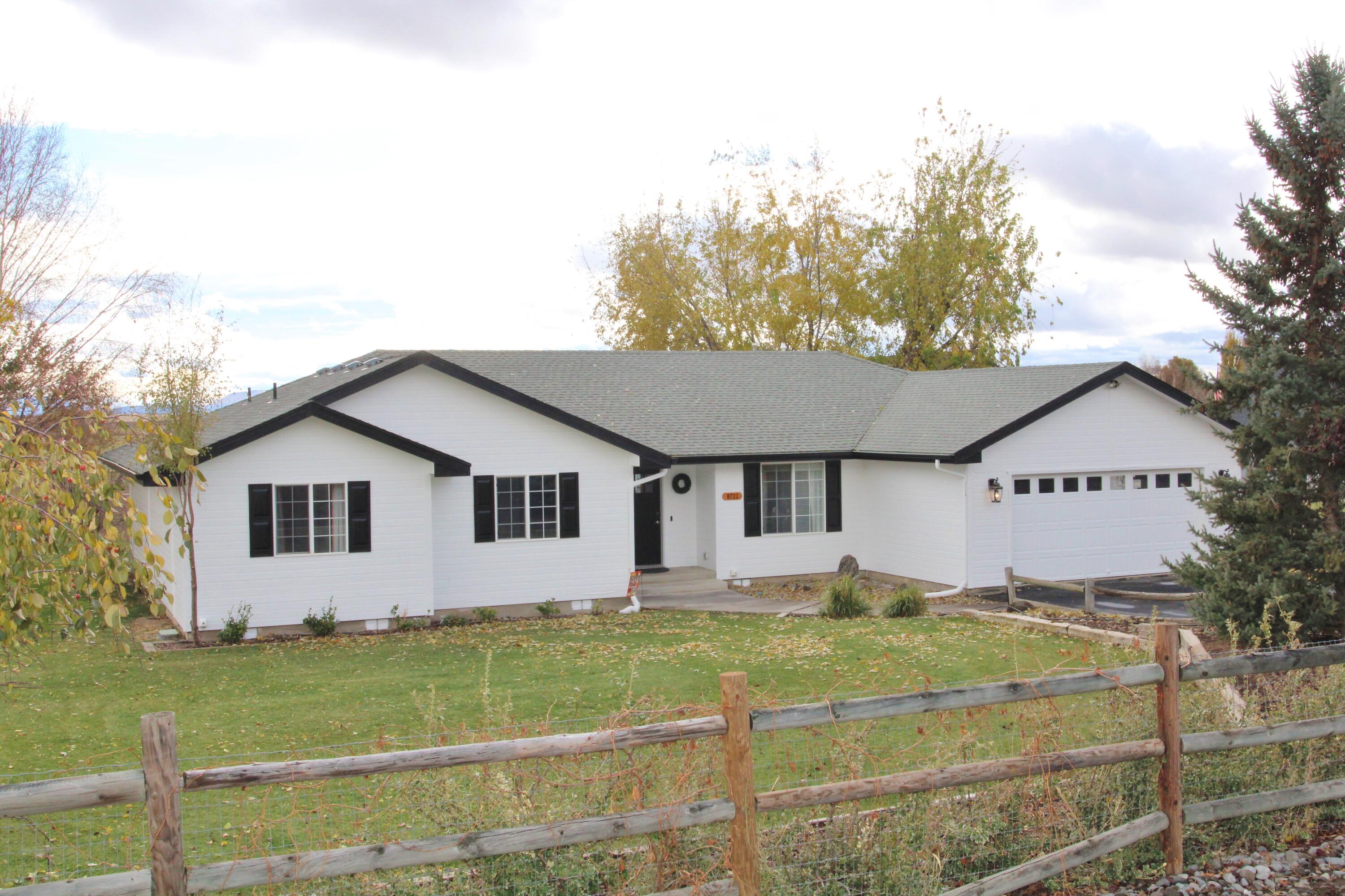 8722 Arant Road Klamath Falls, OR 97603 - Photo 5 of 85 8722 Arant 310