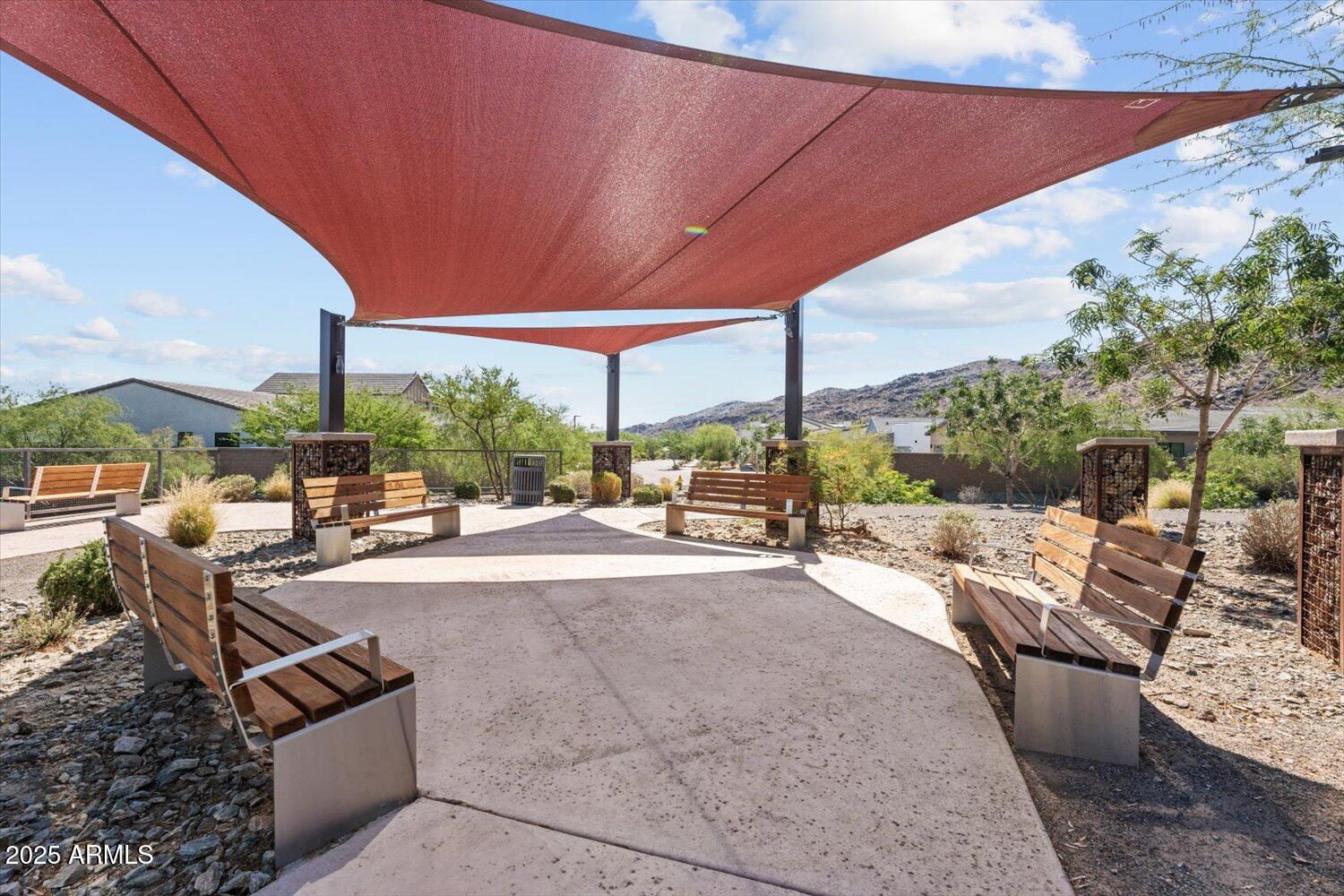 9527 South 13th Way Phoenix, AZ 85042 - Photo 42 of 44 a view of outdoor space with seating area