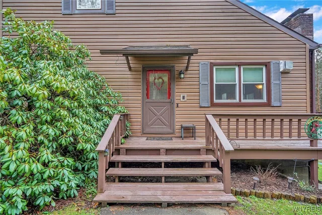 $265,000 | 3608 Ford Miles Road, Hinsdale, NY 14727