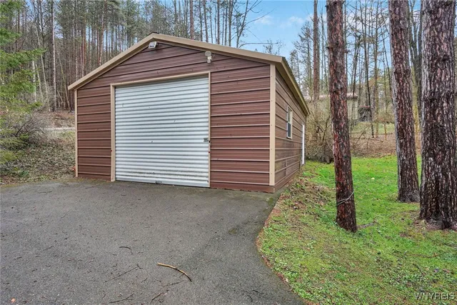 $265,000 | 3608 Ford Miles Road, Hinsdale, NY 14727