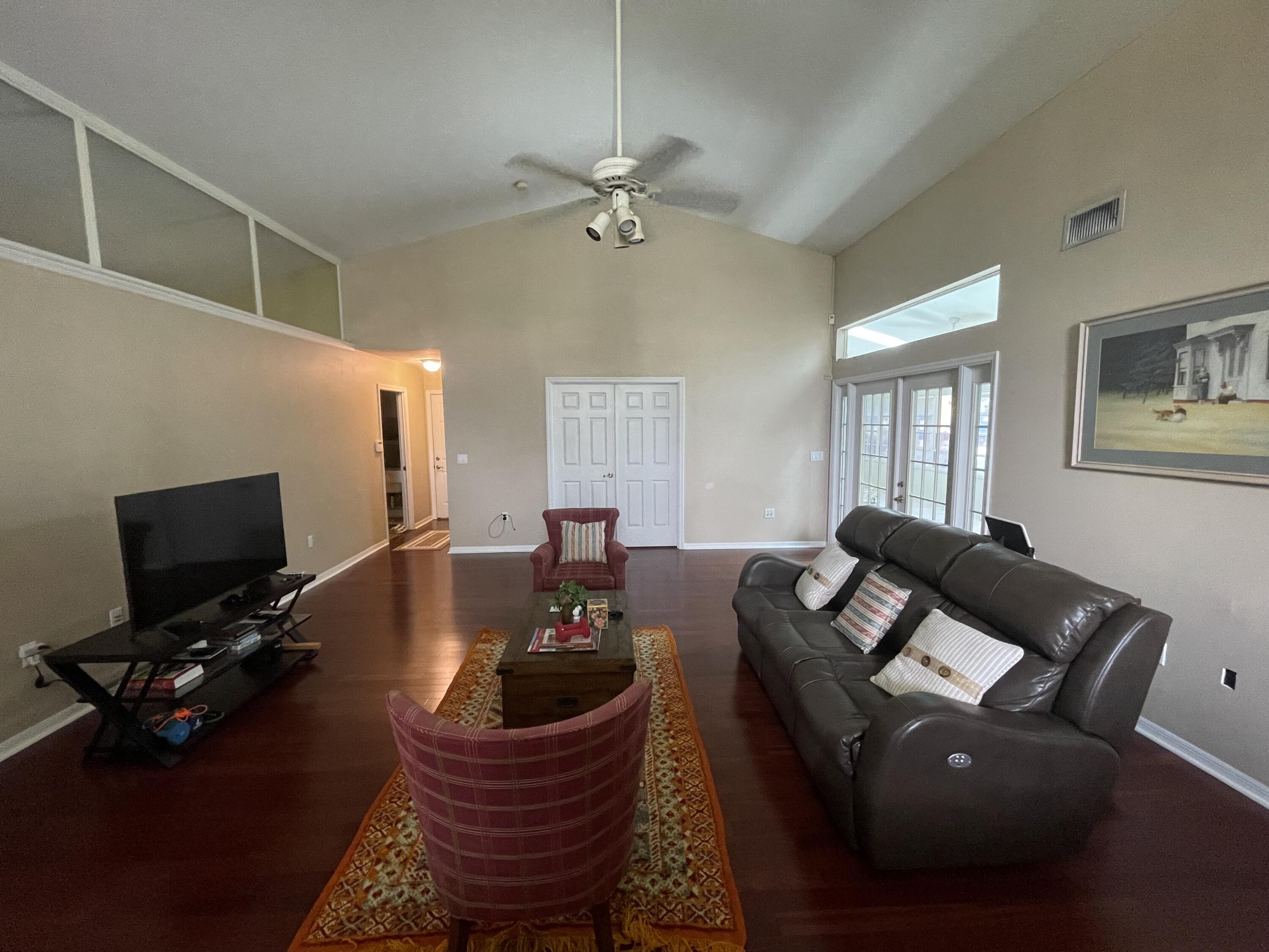 1260 Meadowbrook Road Northeast Palm Bay, FL 32905 - Photo 3 of 16 IMG_4561