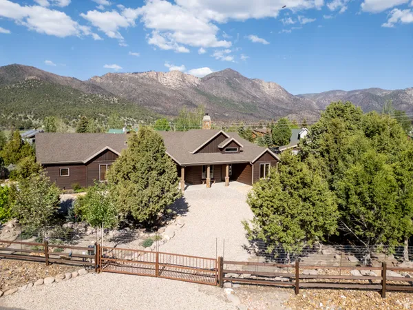 $950,000 | 61 South 850 East, Pine Valley, UT 84781
