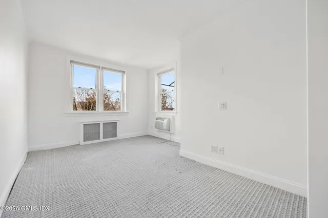 $995,000 | 4 Putnam Hill, Unit 4G, Greenwich, CT 06830