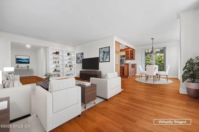 $995,000 | 4 Putnam Hill, Unit 4G, Greenwich, CT 06830