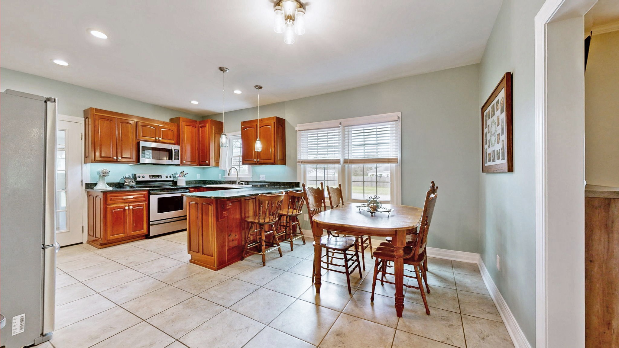 4015 Erwin Road Columbia, TN 38401 - Photo 9 of 30 Gallery Image 9