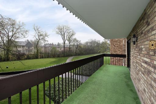 1621 Mission Hills Road, Unit 108 Northbrook, IL 60062 - Photo 7 of 8