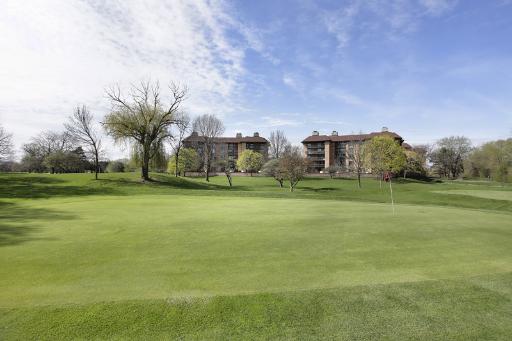 1621 Mission Hills Road, Unit 108 Northbrook, IL 60062 - Photo 8 of 8
