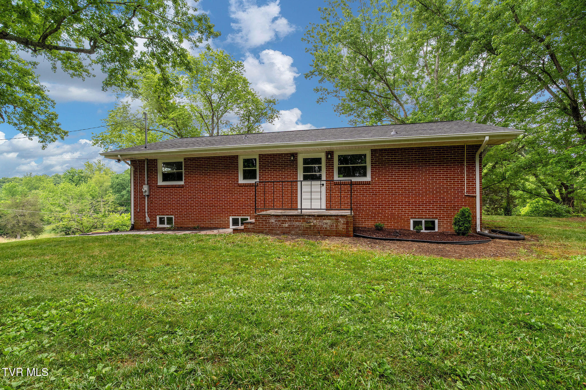 630 Briar Patch Lane Greeneville, TN 37745 - Photo 33 of 50 DSC03884