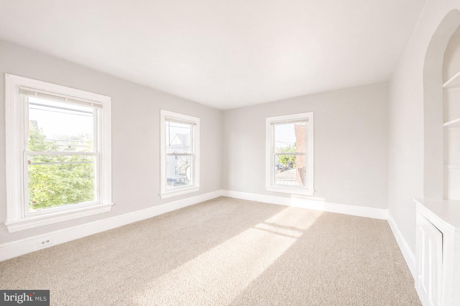 53 East Hancock Street, Unit B Riverside, NJ 08075 - Photo 5 of 9