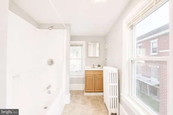$1,750 | 53 East Hancock Street, Unit B, Riverside, NJ 08075