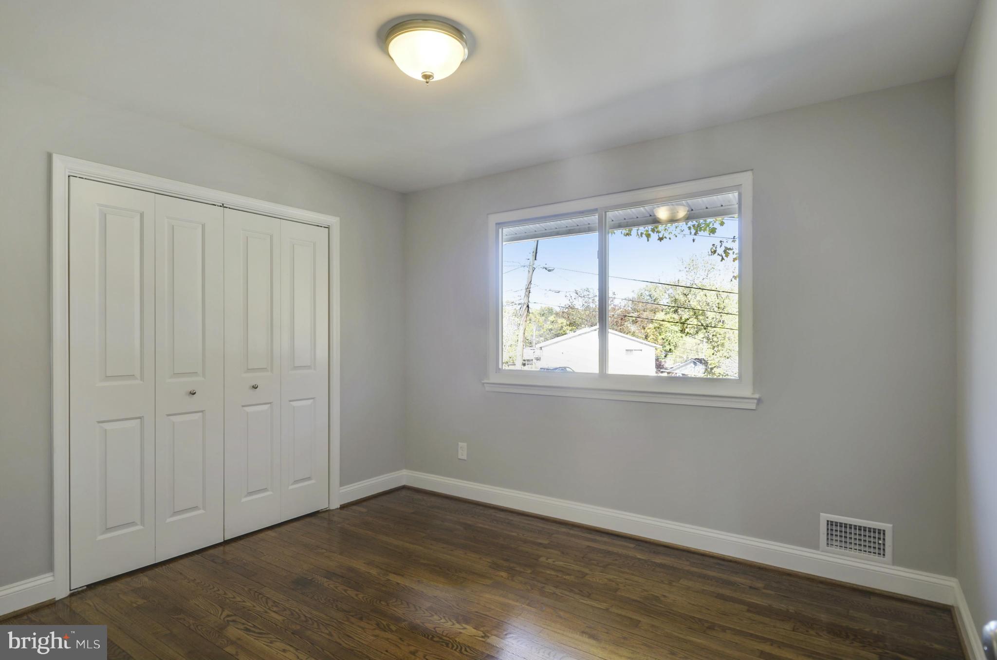 9622 McAlpine Road Silver Spring, MD 20901 - Photo 19 of 29 Bedroom