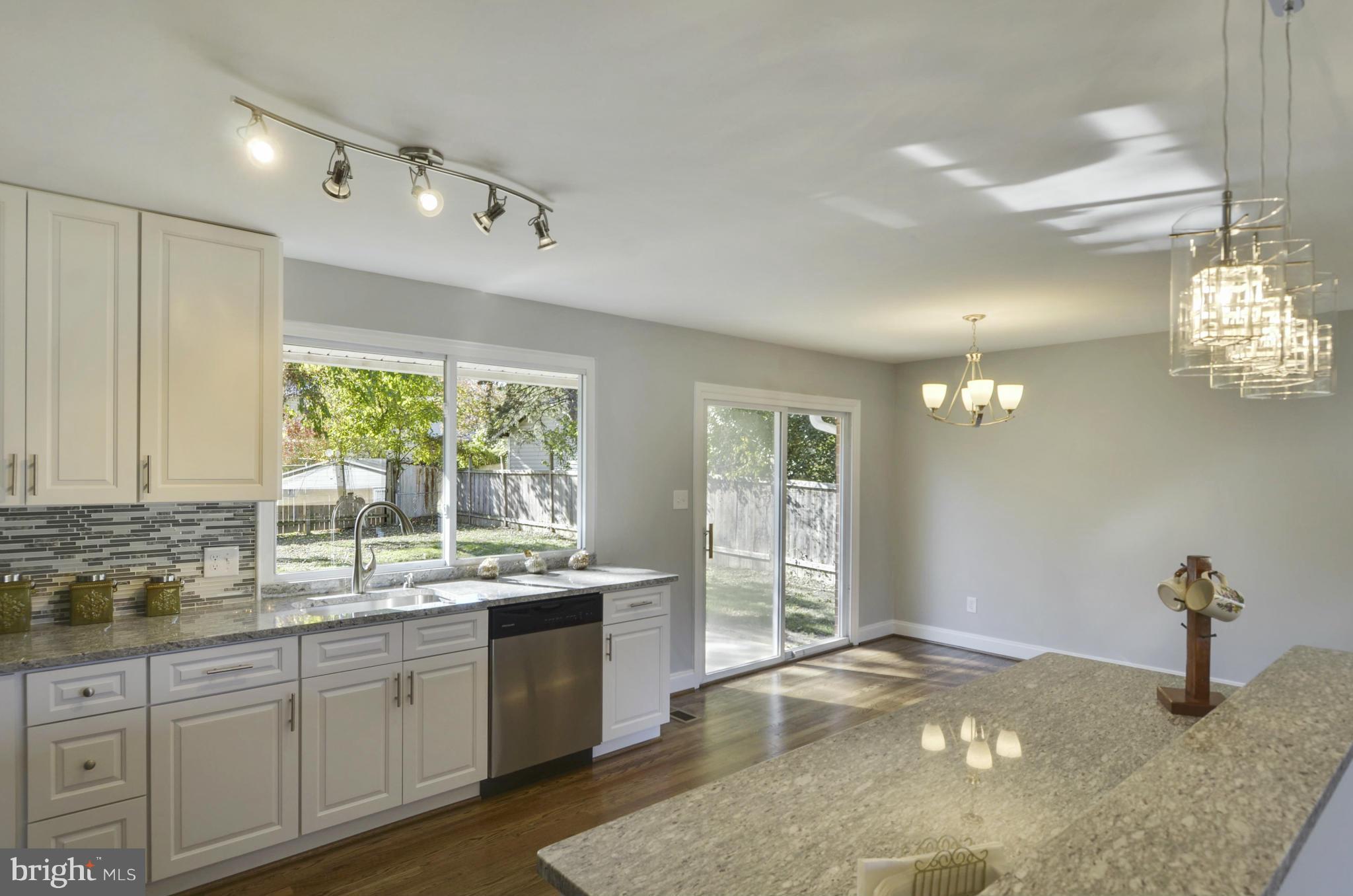 9622 McAlpine Road Silver Spring, MD 20901 - Photo 3 of 29 Kitchen