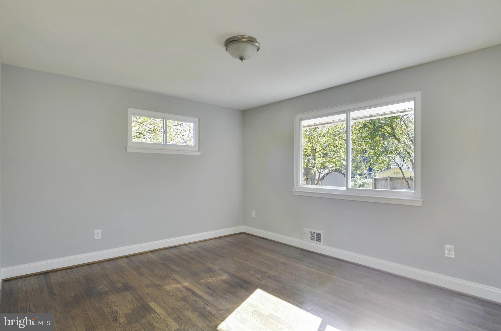 9622 McAlpine Road Silver Spring, MD 20901 - Photo 22 of 29 Bedroom