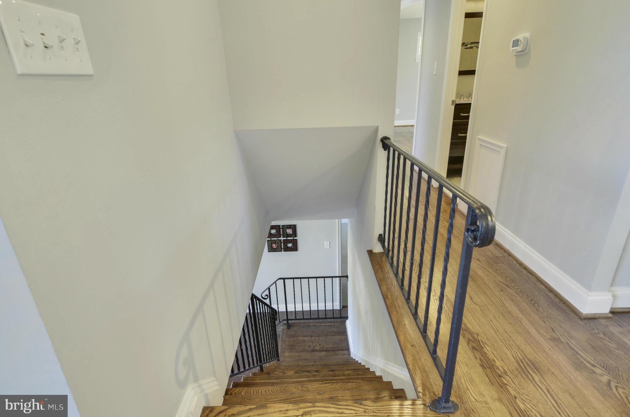 9622 McAlpine Road Silver Spring, MD 20901 - Photo 23 of 29 Interior (General)