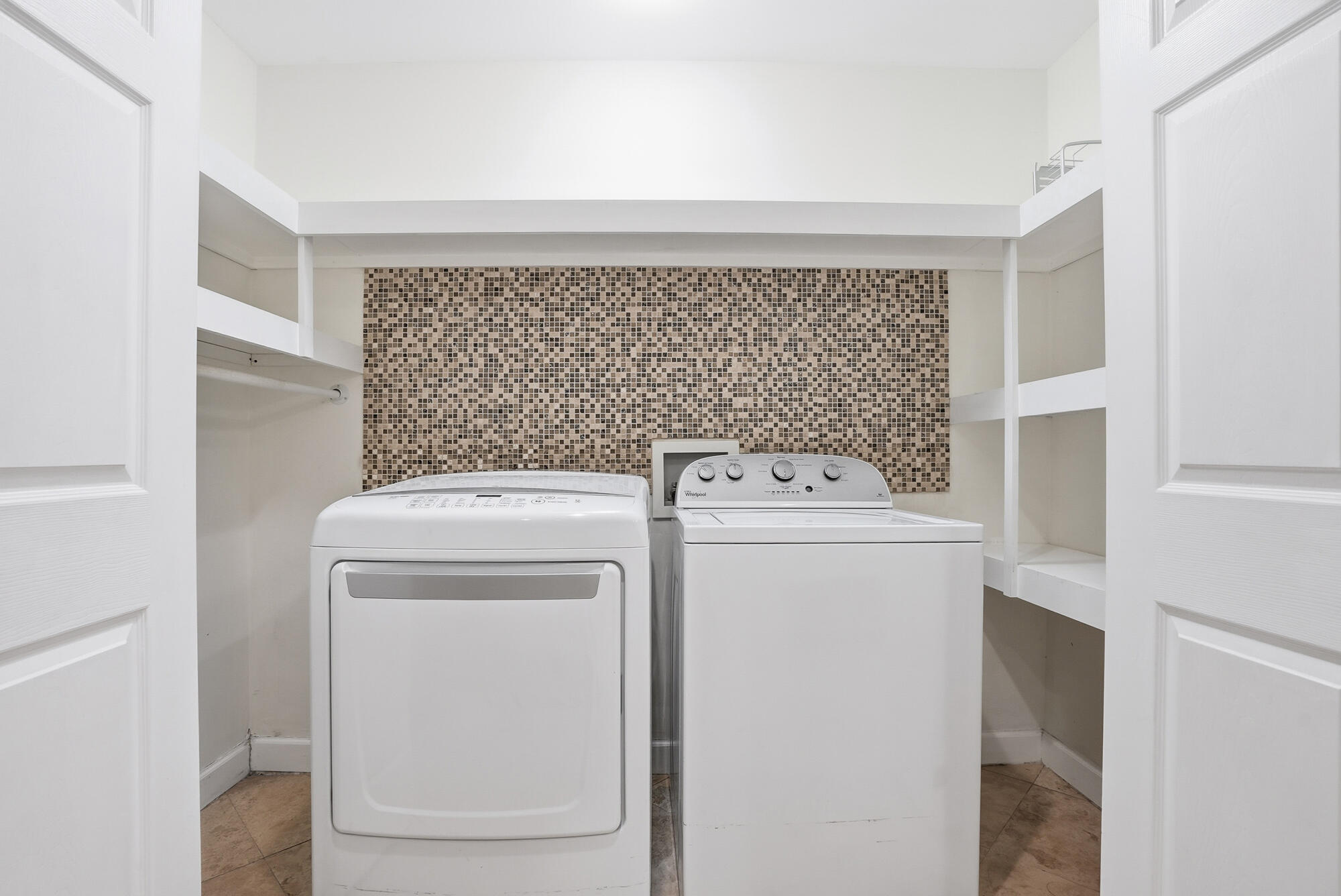 18 Initial Lane Santa Rosa Beach, FL 32459 - Photo 15 of 60 a utility room with dryer and washer