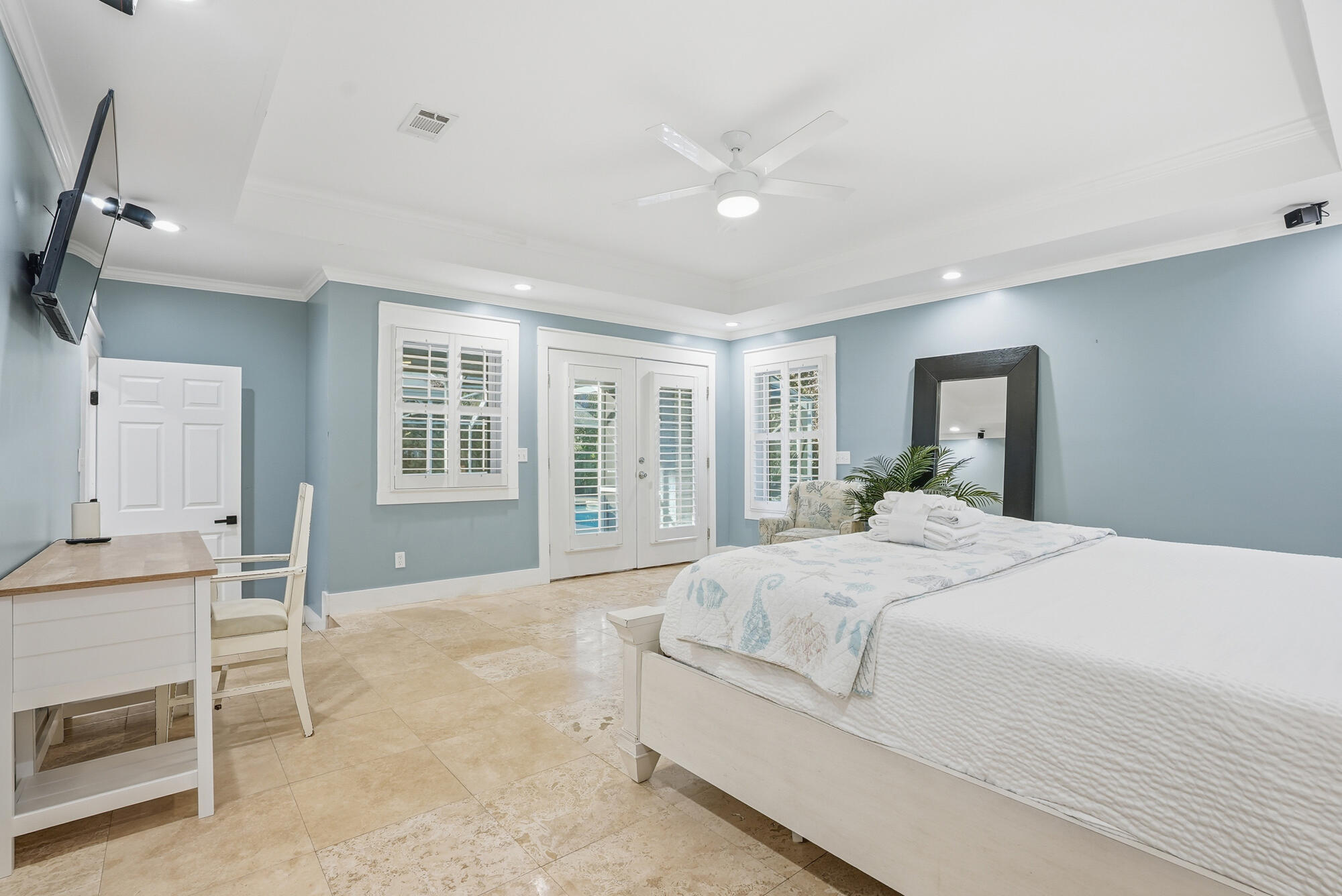 18 Initial Lane Santa Rosa Beach, FL 32459 - Photo 10 of 60 a spacious bedroom with a large bed and a window