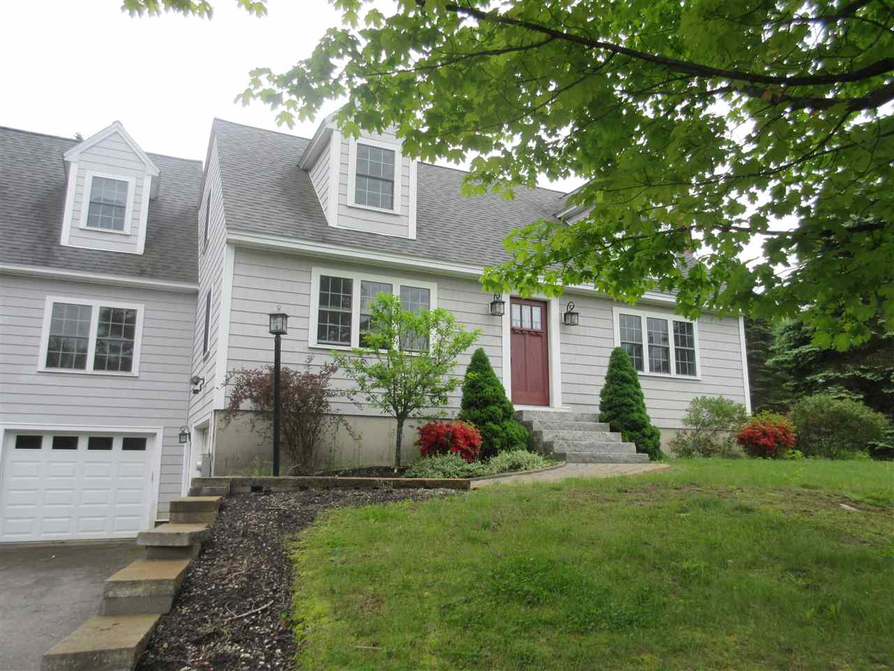 41 Buttrick Road Hampstead, NH 03841 - Photo 4 of 28
