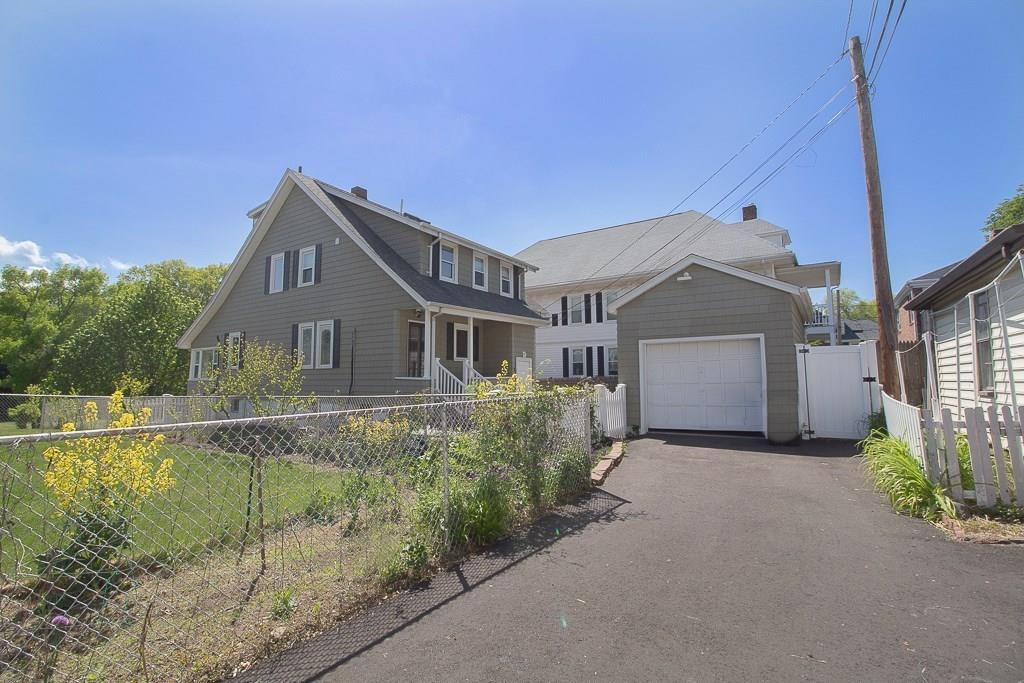 78 Charles River Road Watertown, MA 02472 - Photo 5 of 38 Gallery Image 5