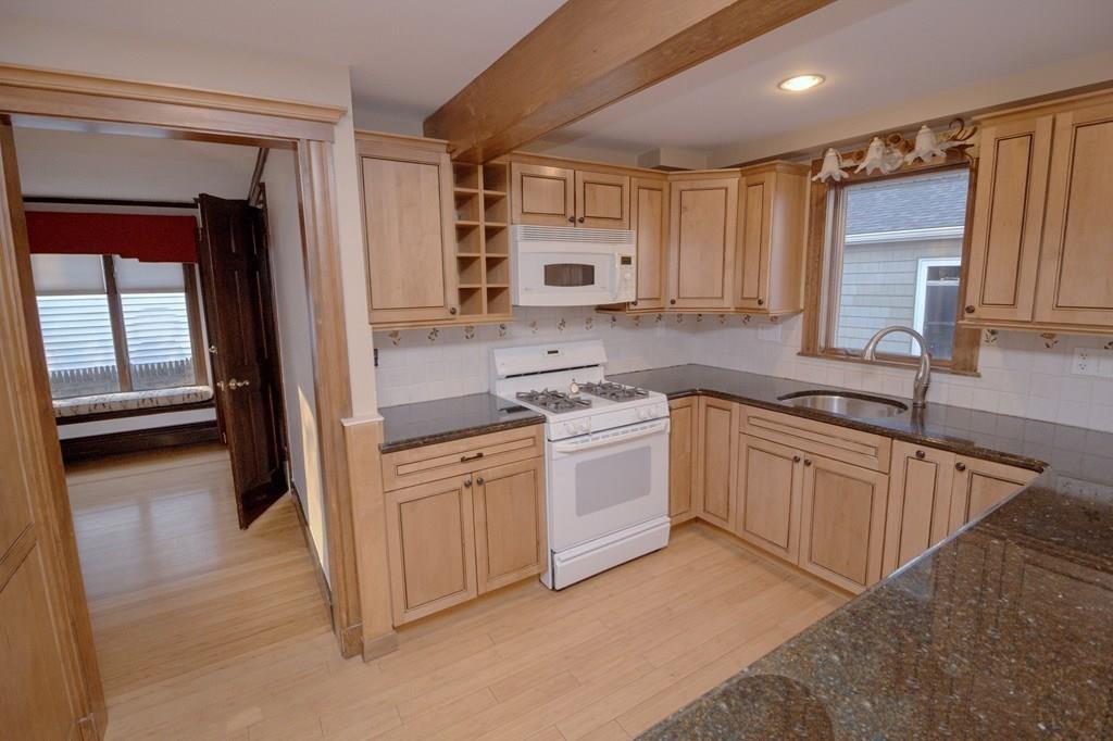 78 Charles River Road Watertown, MA 02472 - Photo 10 of 38 Gallery Image 10