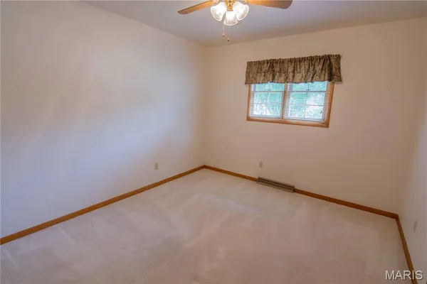 $160,000 | 1433 Thistle Drive, Vandalia, IL 62471